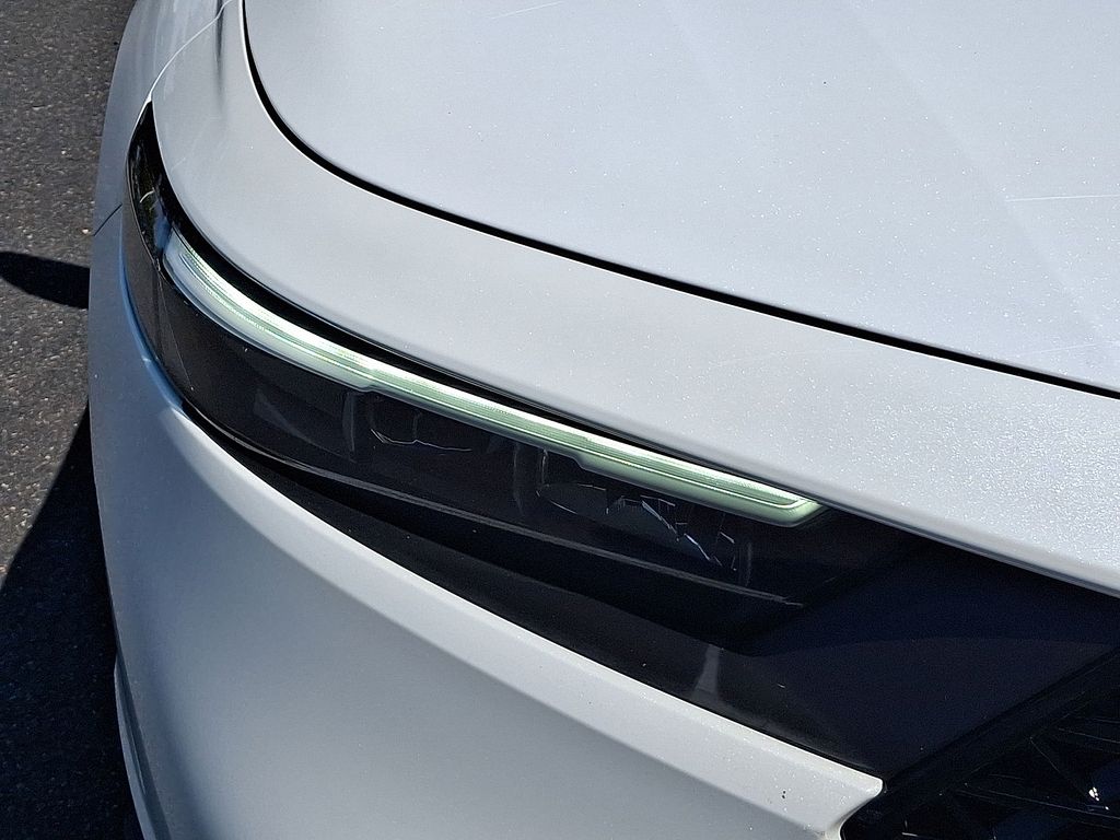 Thumbnail: 2023 Honda Accord - 27