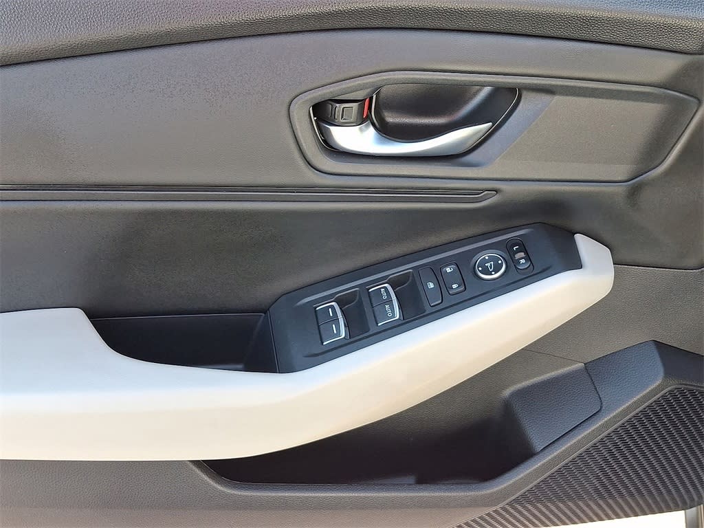 Thumbnail: 2023 Honda Accord - 16