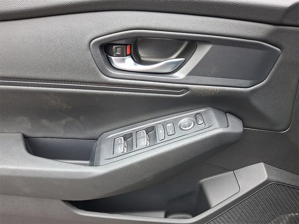 Thumbnail: 2025 Honda Accord - 17