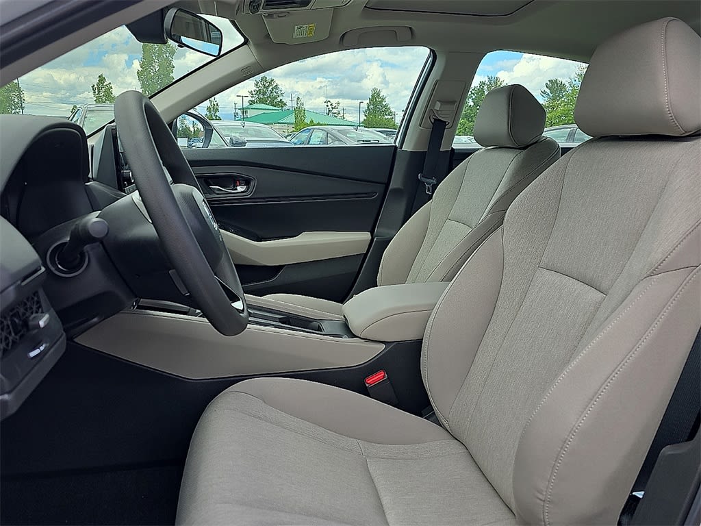 Thumbnail: 2025 Honda Accord - 9