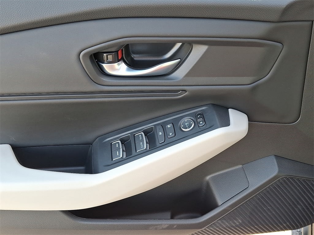 Thumbnail: 2025 Honda Accord - 14