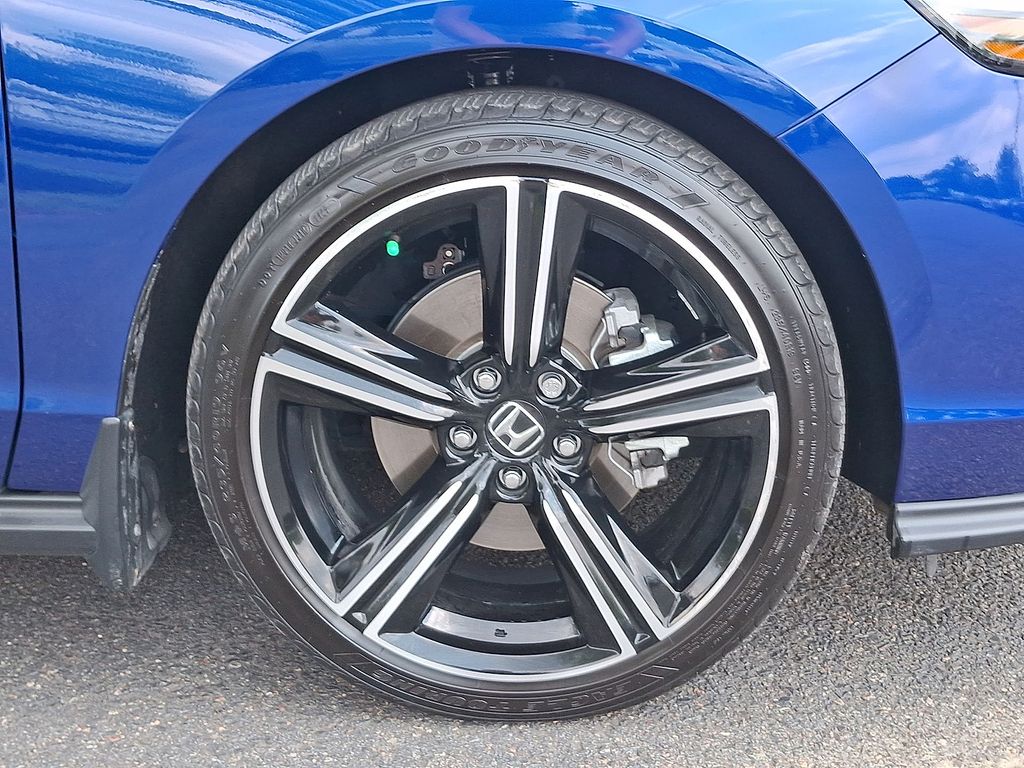 Thumbnail: 2025 Honda Accord - 8