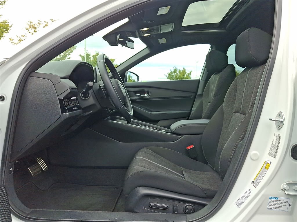 Thumbnail: 2023 Honda Accord - 9