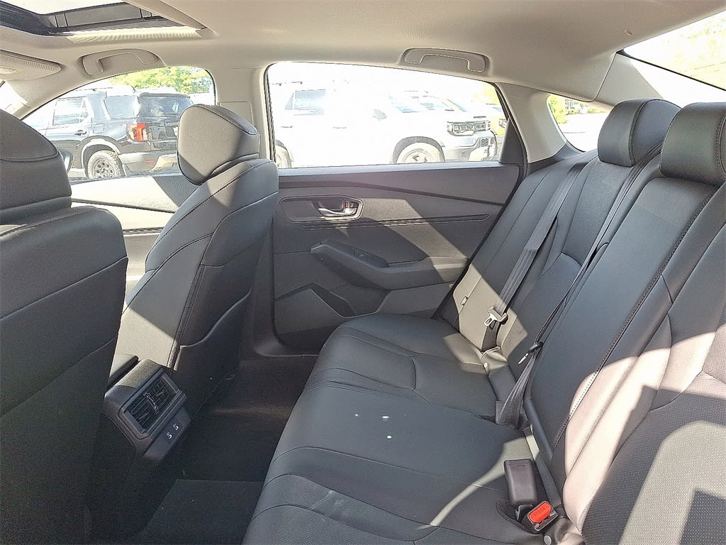 Thumbnail: 2025 Honda Accord - 9