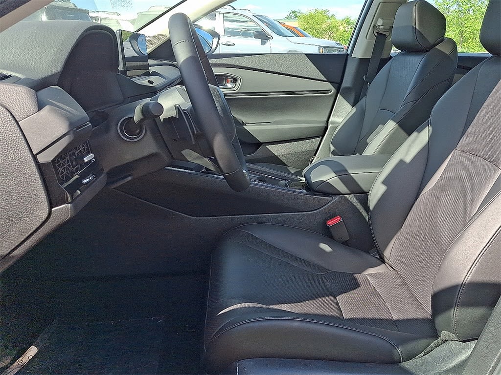 Thumbnail: 2025 Honda Accord - 16