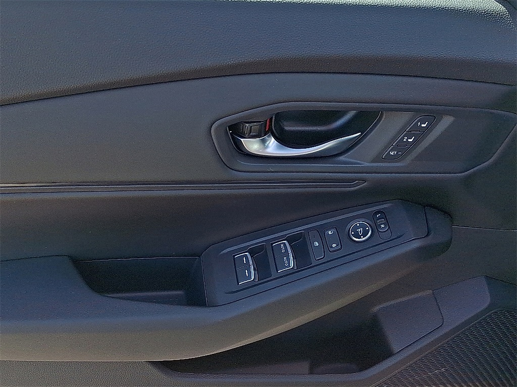 Thumbnail: 2025 Honda Accord - 15