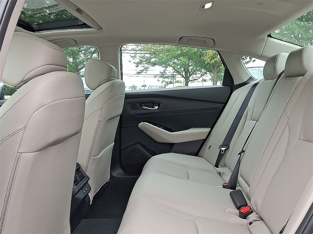 Thumbnail: 2025 Honda Accord - 9