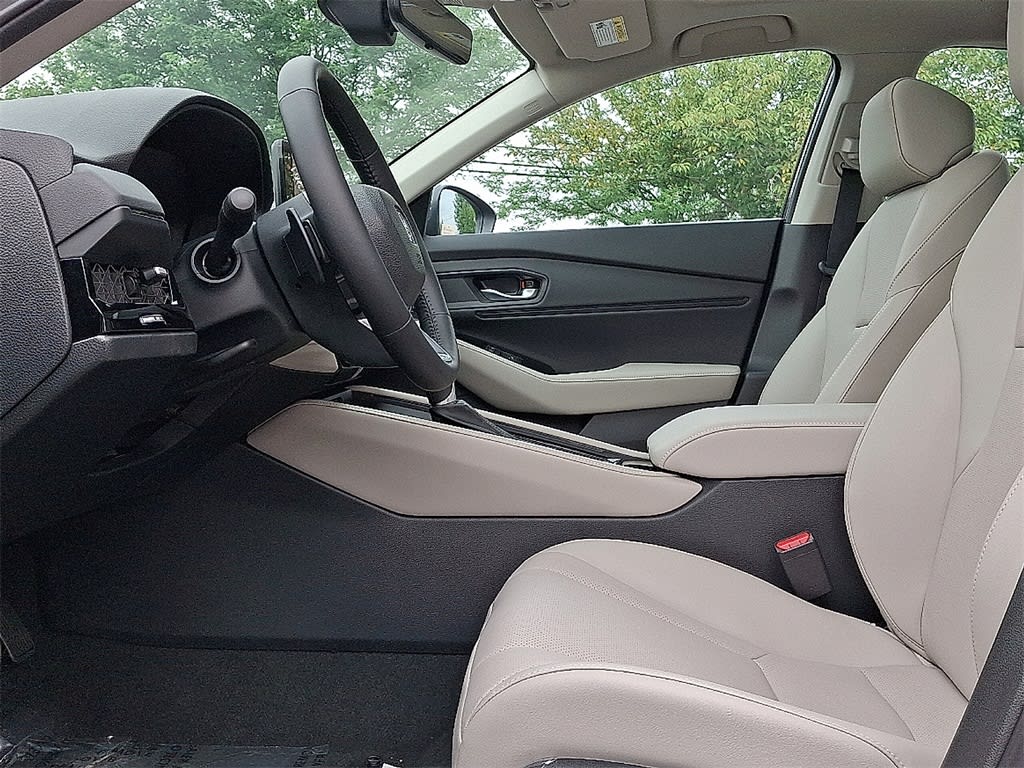 Thumbnail: 2025 Honda Accord - 8