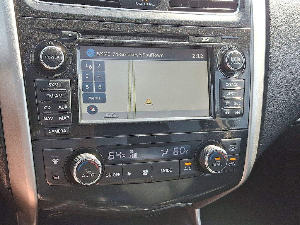 2015 Nissan Altima SL 12