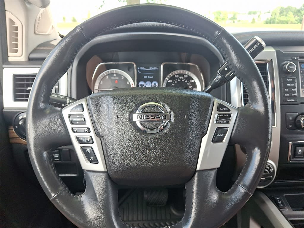Thumbnail: 2017 Nissan Titan - 2