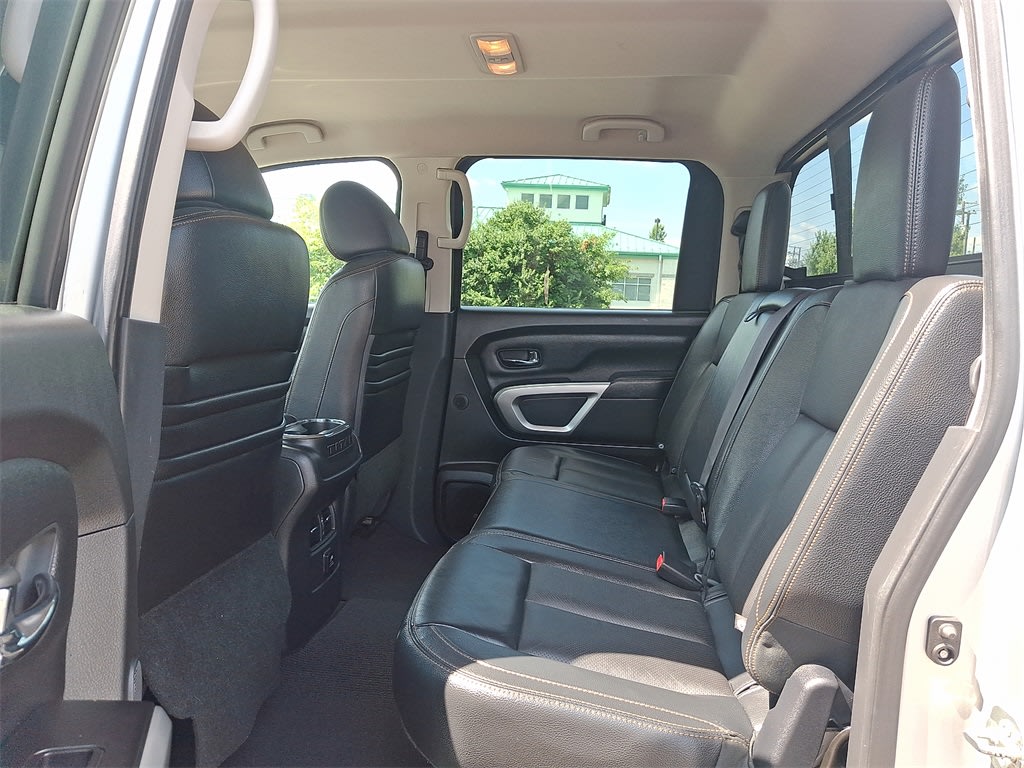 Thumbnail: 2017 Nissan Titan - 9