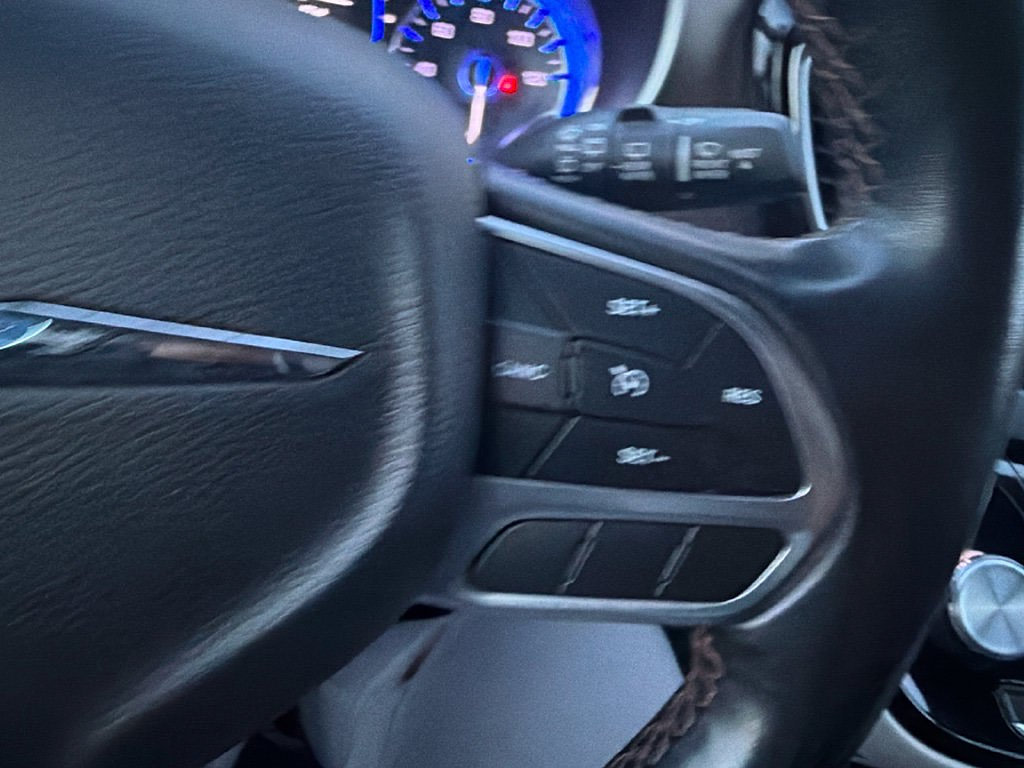 Thumbnail: 2019 Chrysler Pacifica - 18