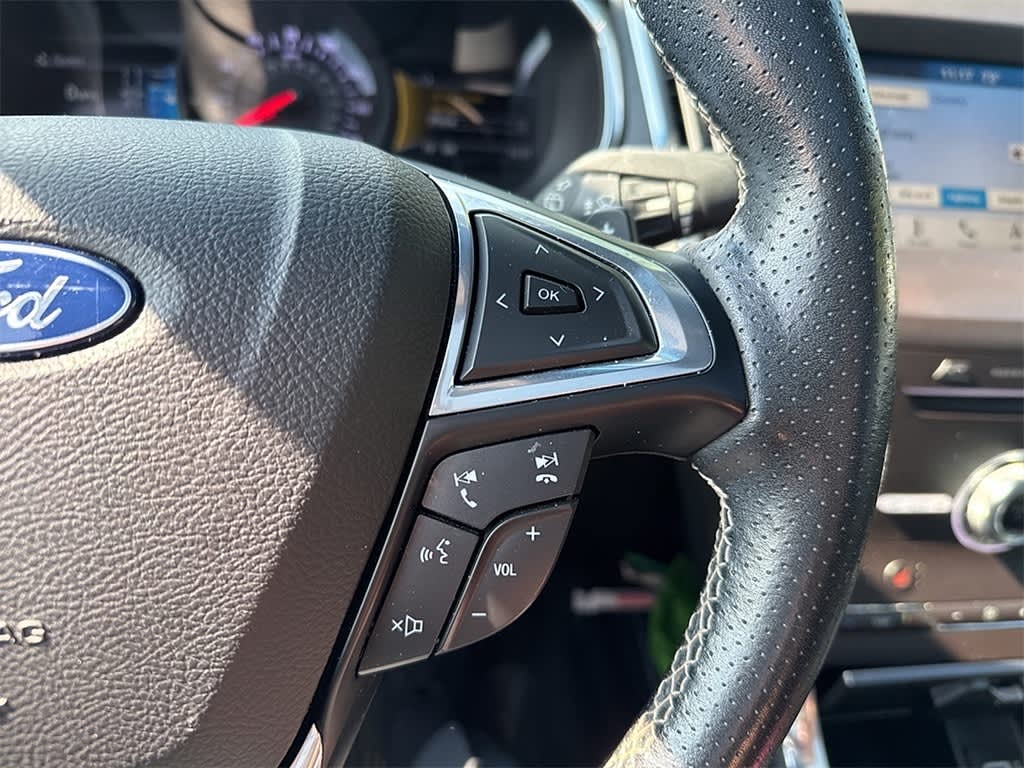 Thumbnail: 2019 Ford Edge - 12