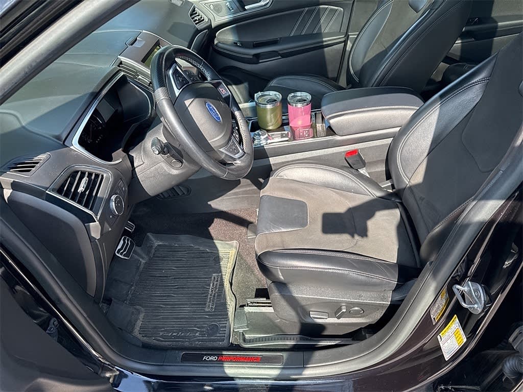 Thumbnail: 2019 Ford Edge - 6