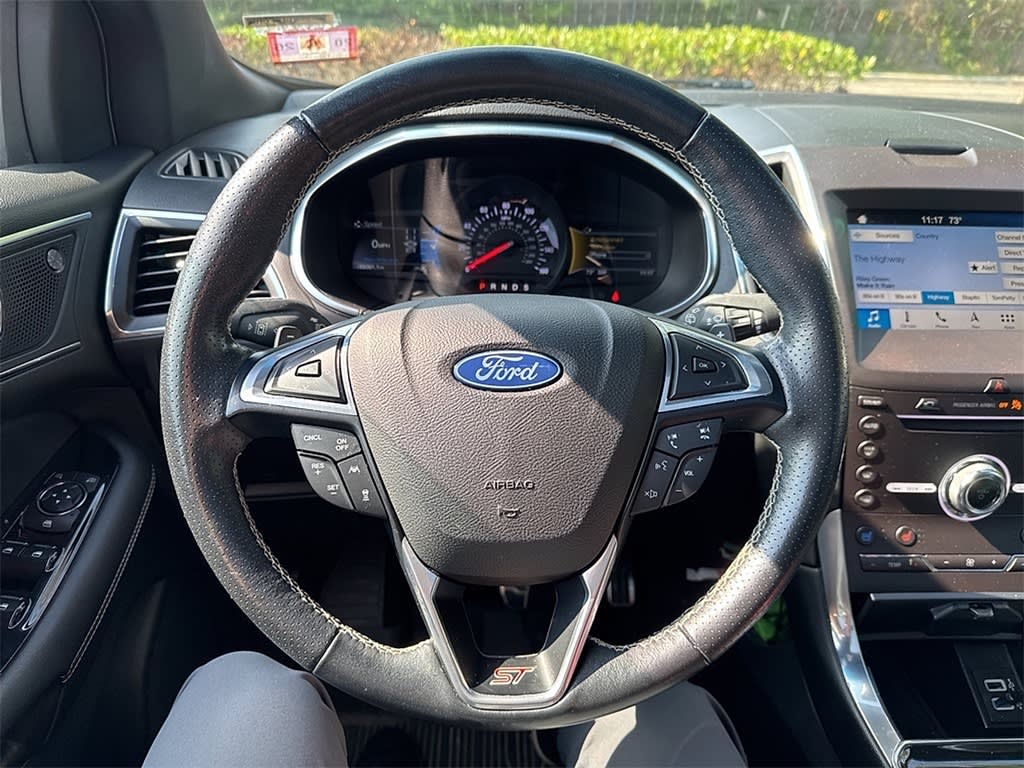 Thumbnail: 2019 Ford Edge - 2