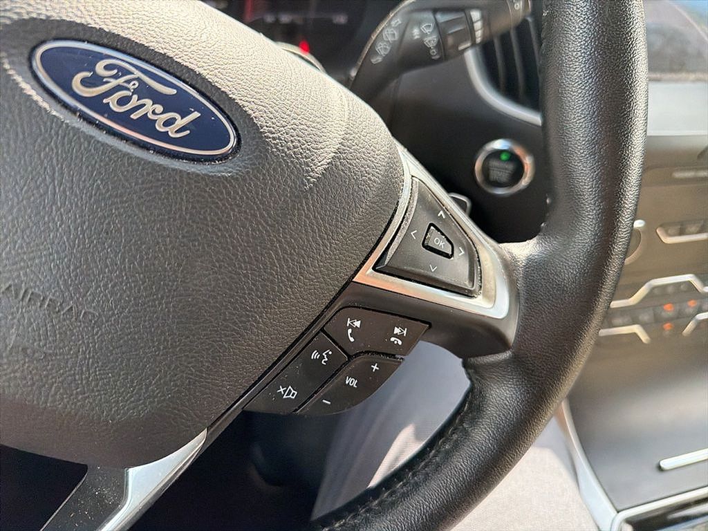 Thumbnail: 2020 Ford Edge - 19
