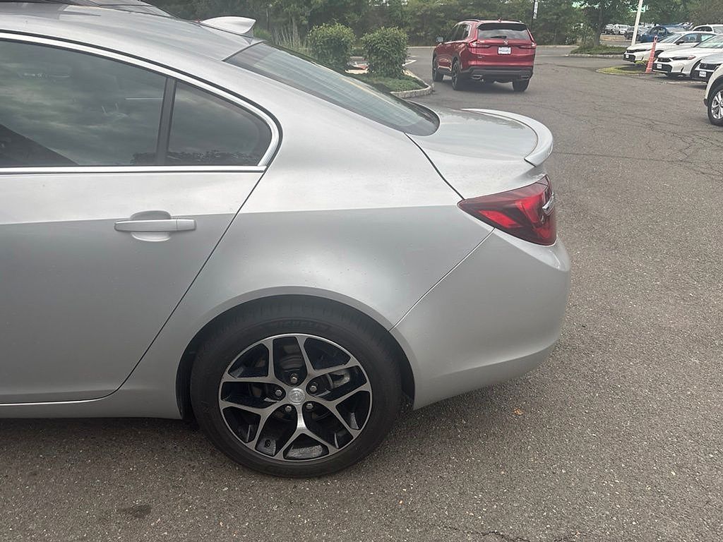 Thumbnail: 2017 Buick Regal - 6