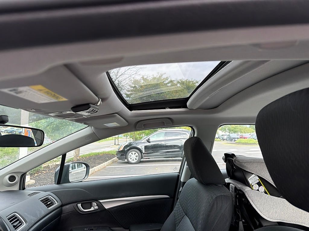 Thumbnail: 2015 Honda Civic - 18