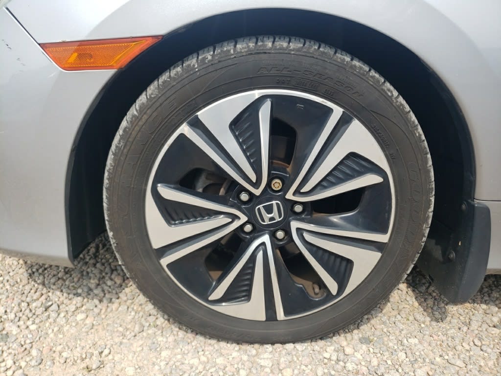 2017 Honda Civic EX-T 16