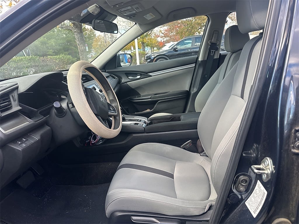 Thumbnail: 2019 Honda Civic - 6