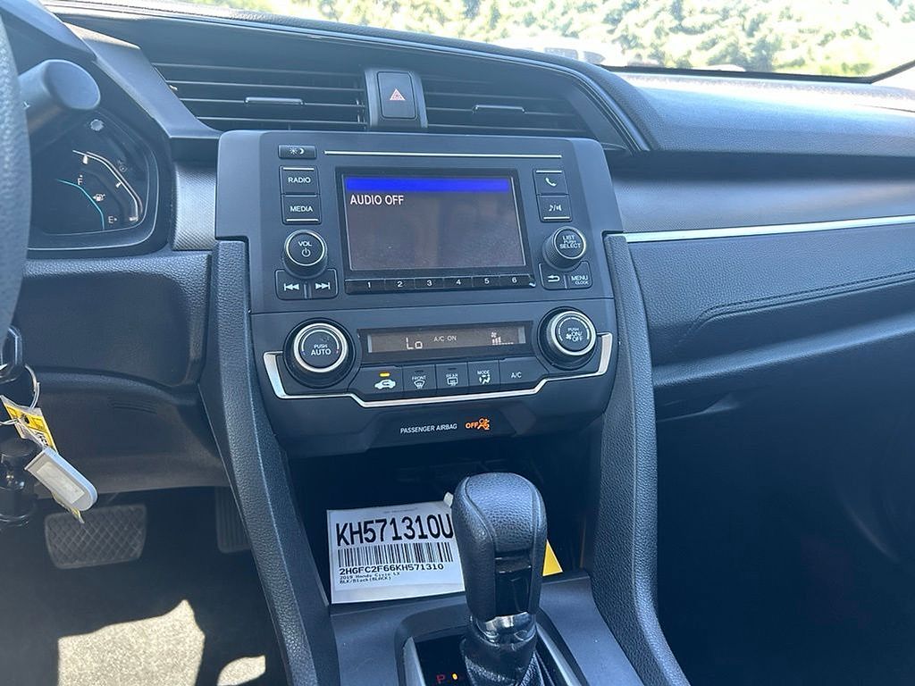 Thumbnail: 2019 Honda Civic - 19