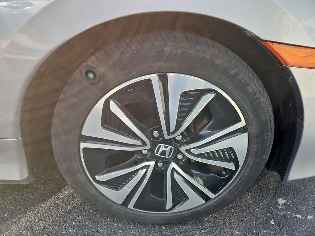 Thumbnail: 2017 Honda Civic - 17