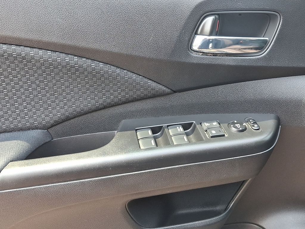 Thumbnail: 2015 Honda CR-V - 17