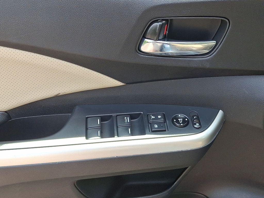 Thumbnail: 2015 Honda CR-V - 18