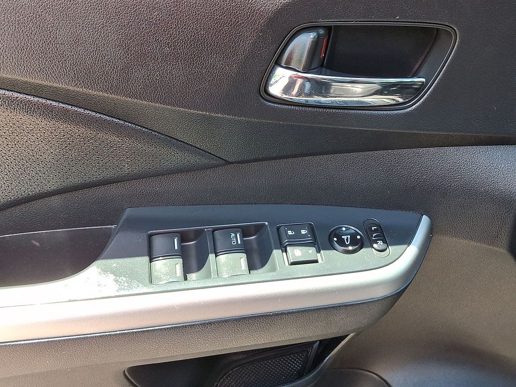Thumbnail: 2016 Honda CR-V - 17