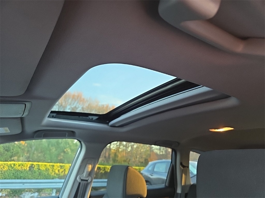 Thumbnail: 2022 Honda CR-V - 17