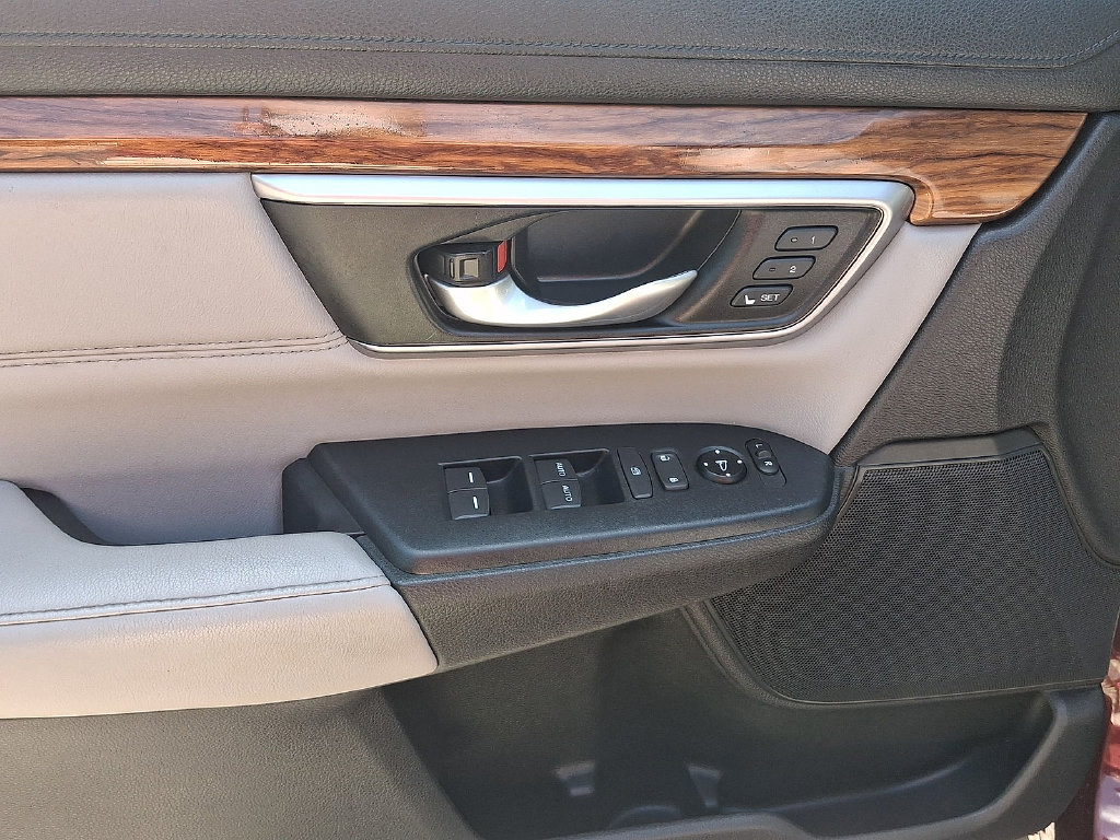 Thumbnail: 2017 Honda CR-V - 17