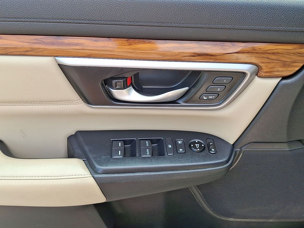 Thumbnail: 2019 Honda CR-V - 18
