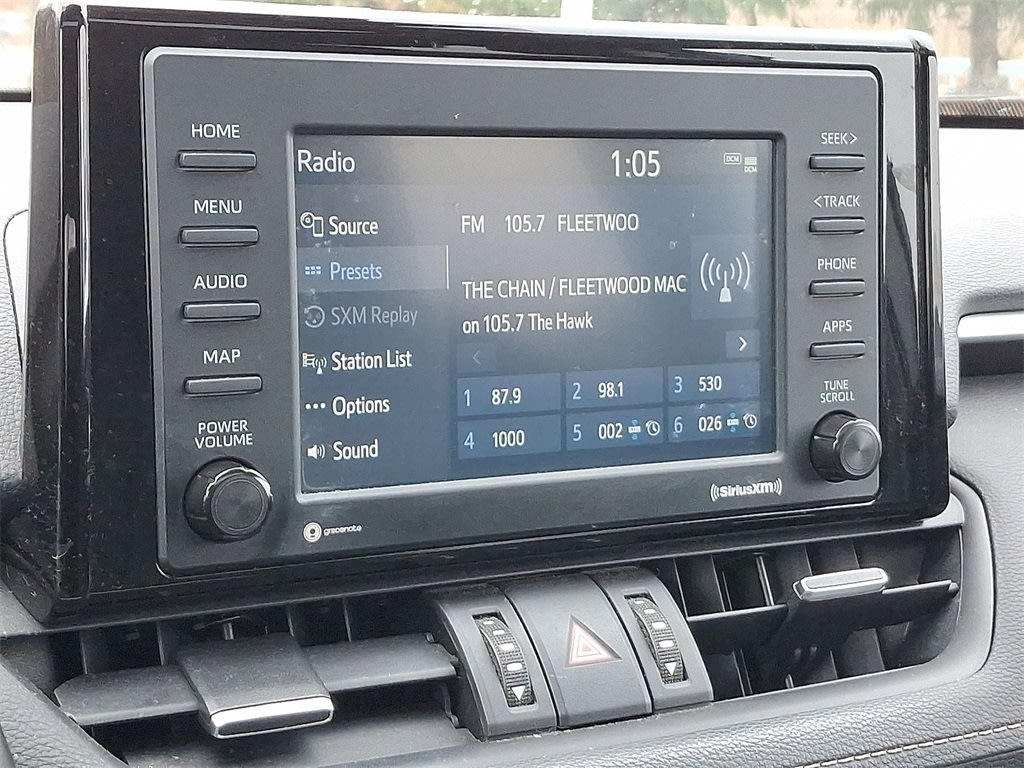 Thumbnail: 2022 Toyota RAV4 - 11