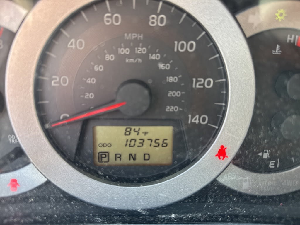 Thumbnail: 2011 Toyota RAV4 - 9