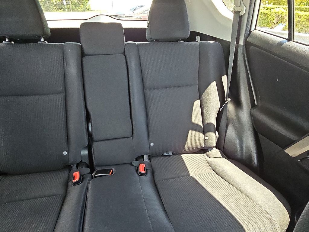 Thumbnail: 2015 Toyota RAV4 - 23