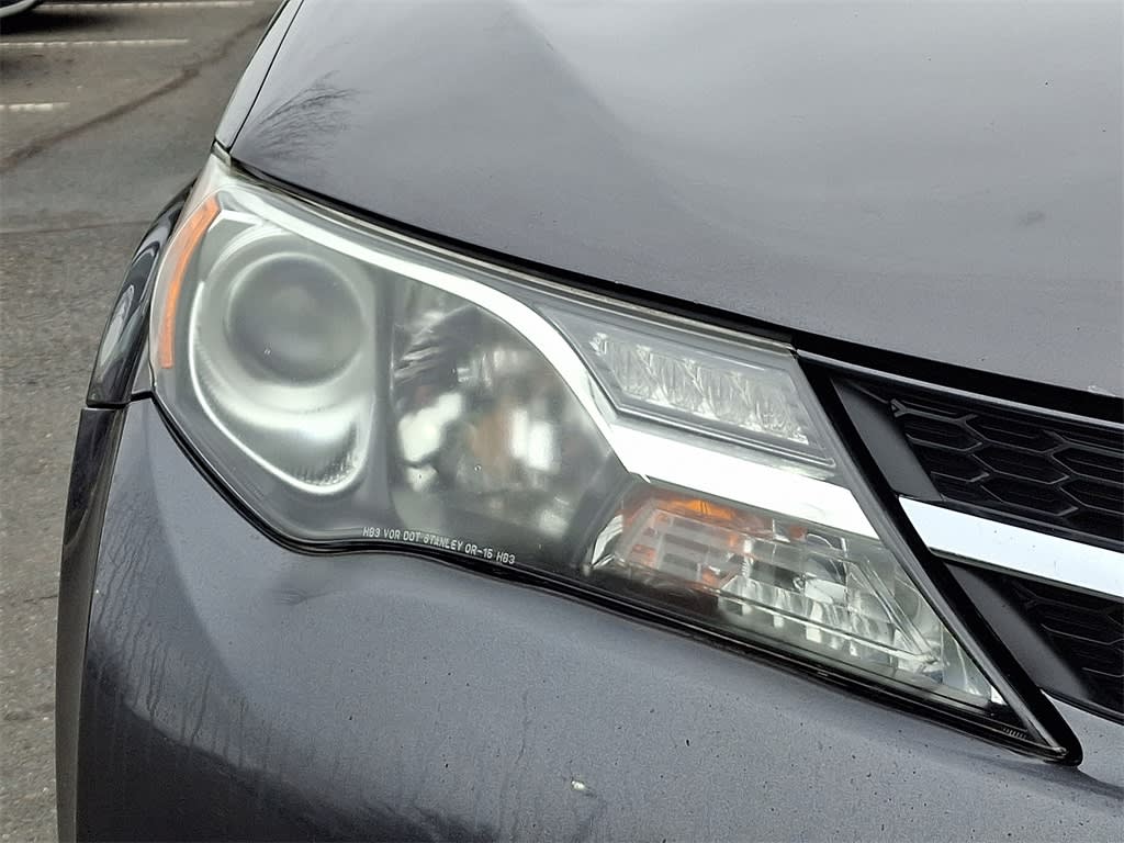 Thumbnail: 2014 Toyota RAV4 - 20