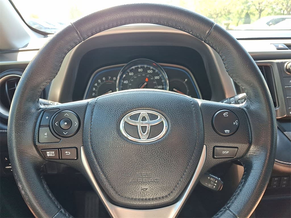 Thumbnail: 2015 Toyota RAV4 - 19