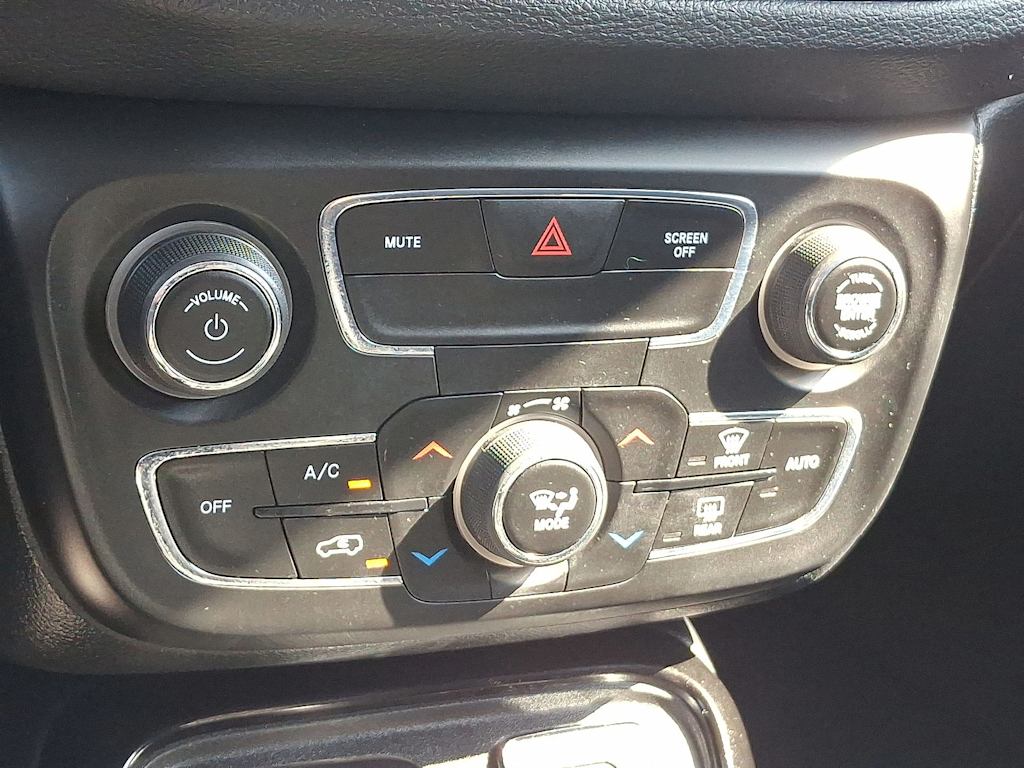 2018 Jeep Compass Latitude 21