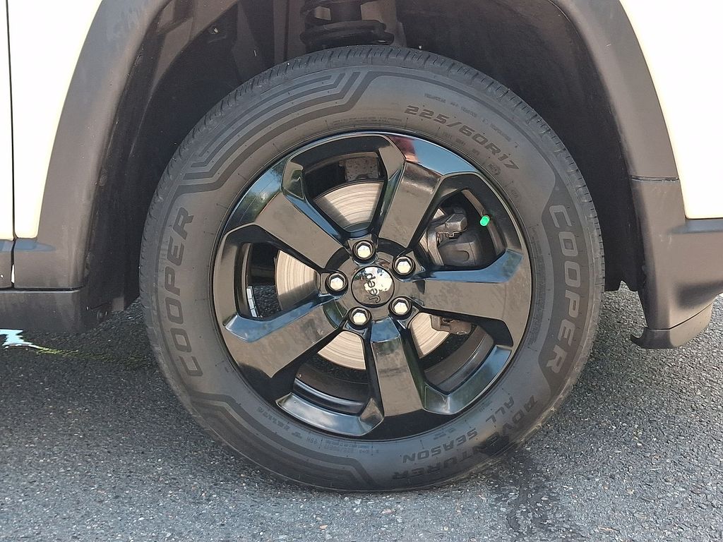 Thumbnail: 2018 Jeep Compass - 7