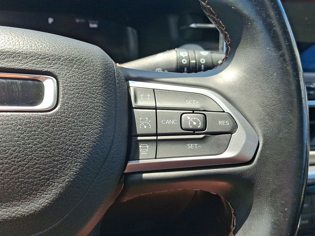 Thumbnail: 2022 Jeep Compass - 21
