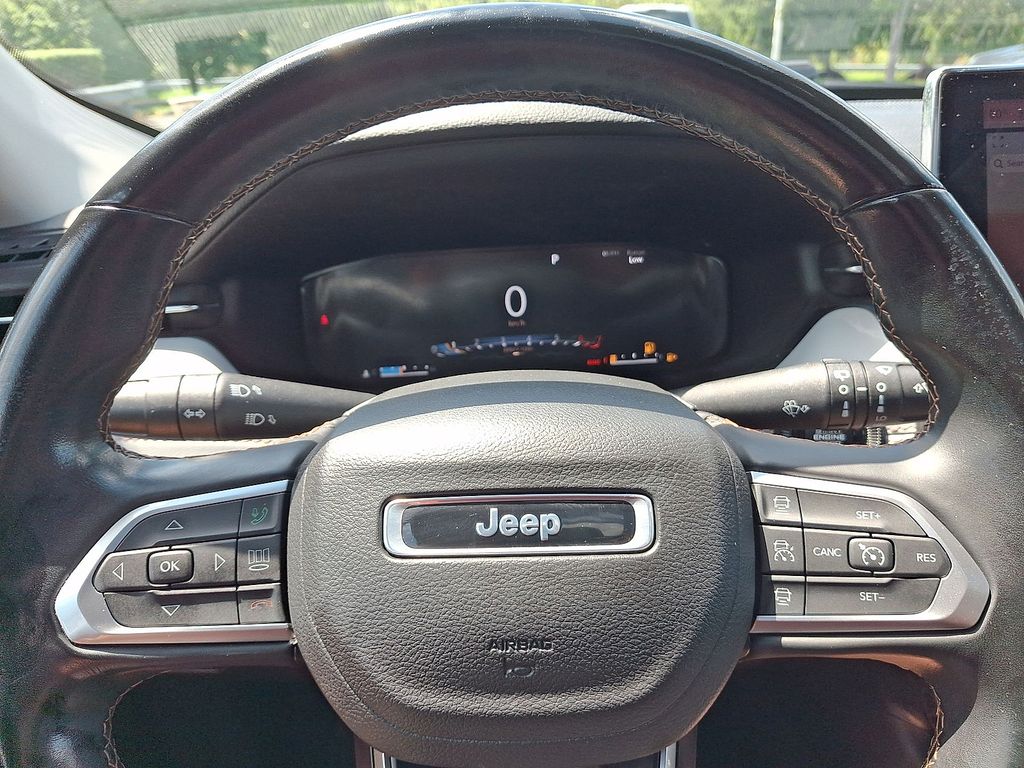 Thumbnail: 2022 Jeep Compass - 19