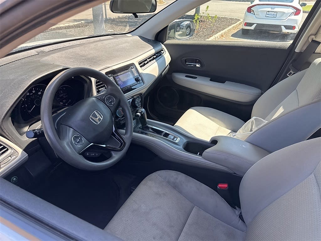 Thumbnail: 2022 Honda HR-V - 2