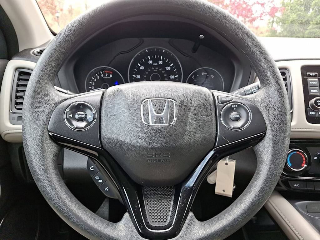 2022 Honda HR-V LX 2