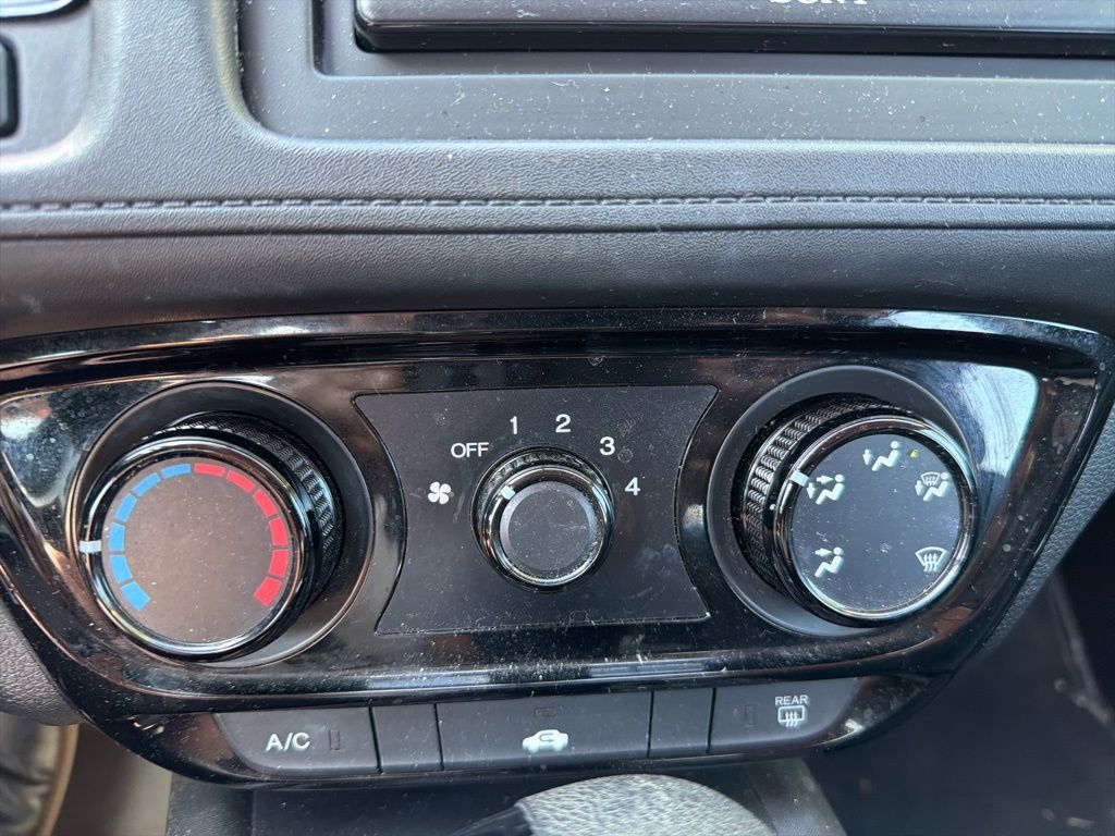 Thumbnail: 2018 Honda HR-V - 19