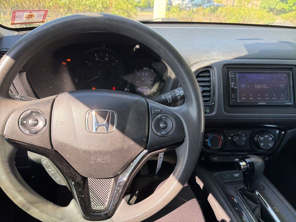 Thumbnail: 2018 Honda HR-V - 2