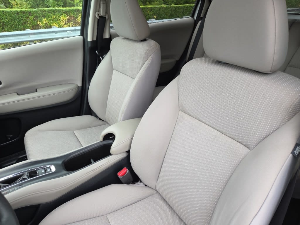 Thumbnail: 2016 Honda HR-V - 8