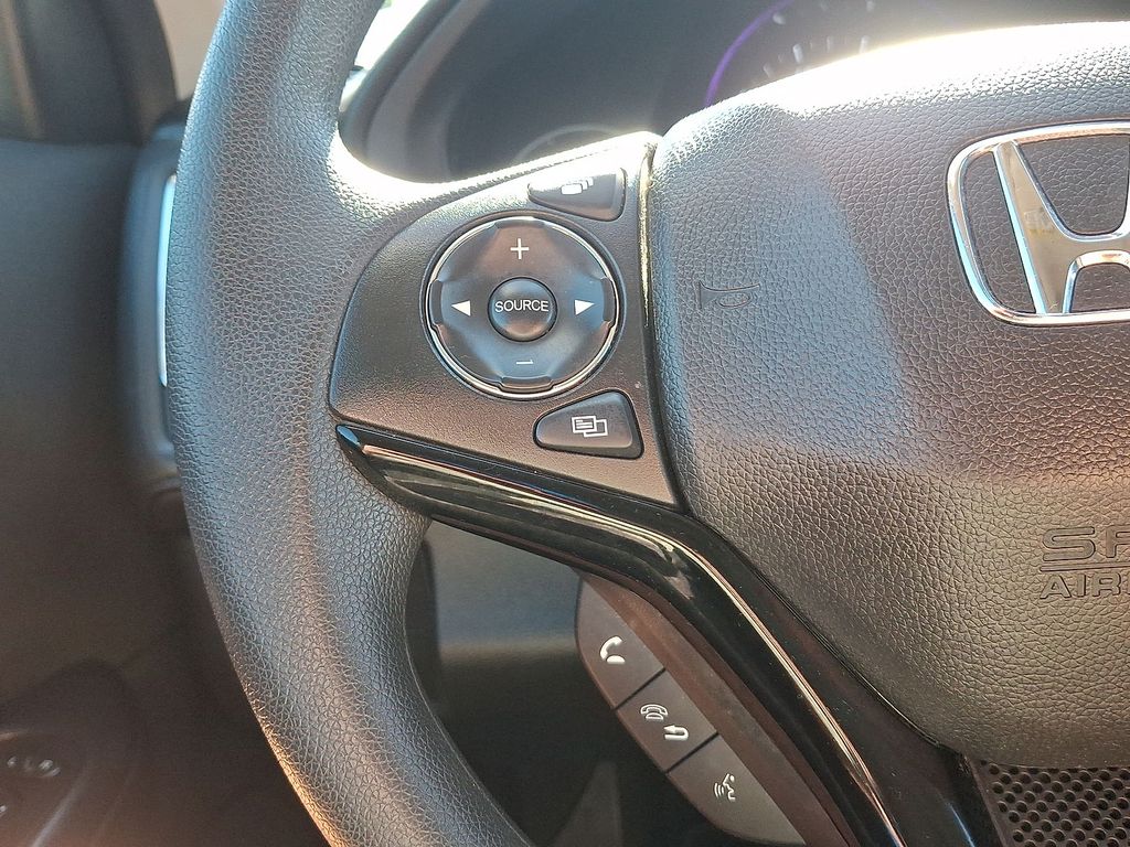 Thumbnail: 2017 Honda HR-V - 20