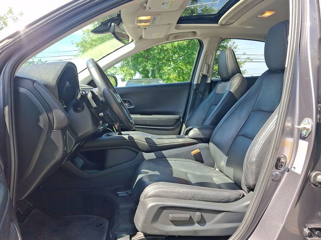 Thumbnail: 2019 Honda HR-V - 9