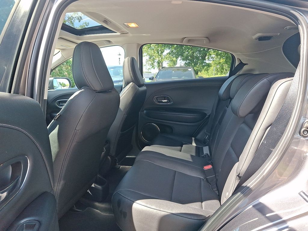 Thumbnail: 2019 Honda HR-V - 10