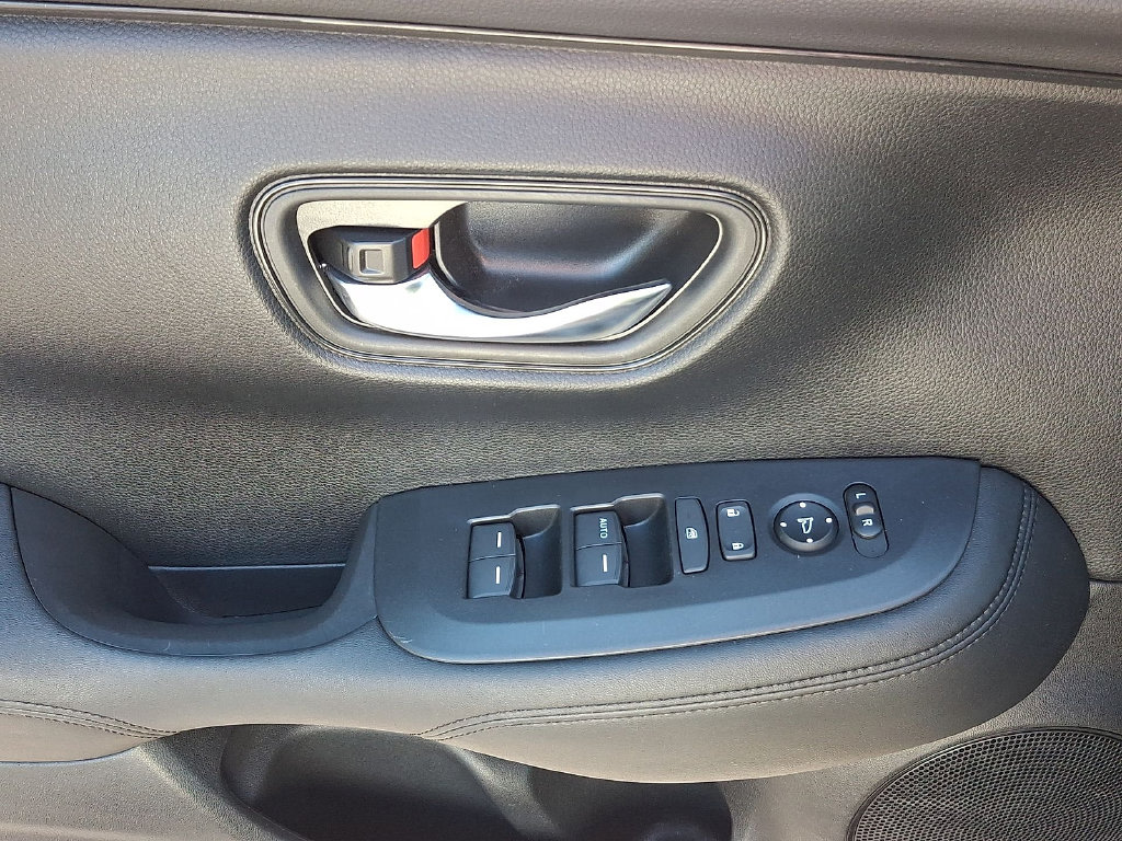Thumbnail: 2024 Honda HR-V - 16